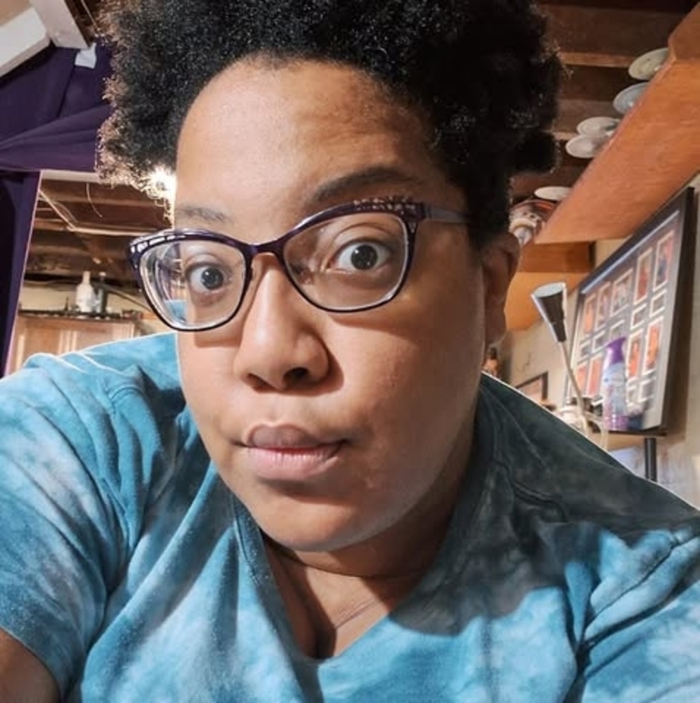 Meet your Posher, Kendra